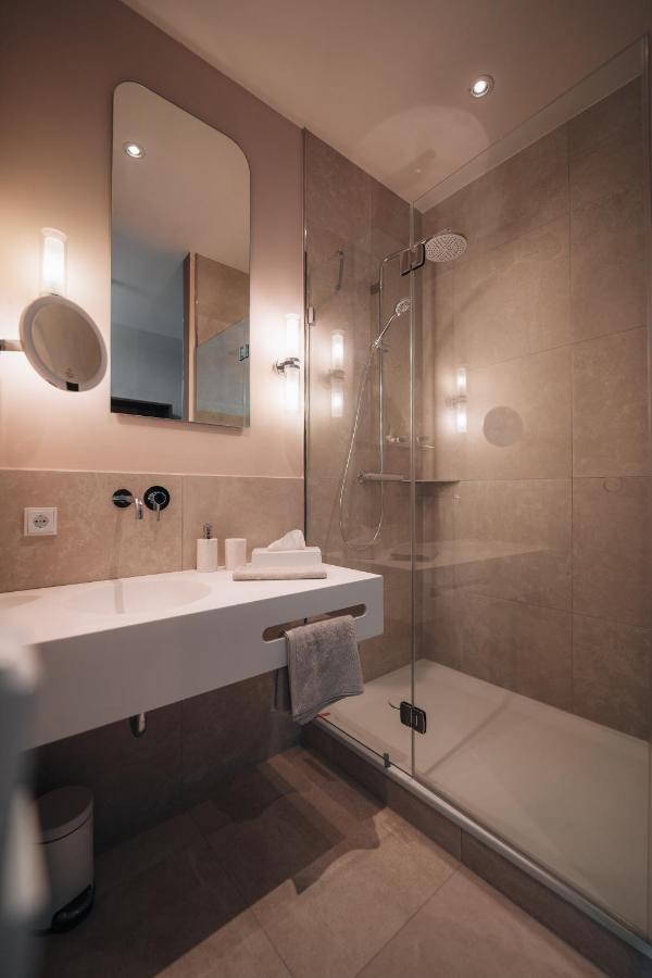 Hotel Amalia - Boutique Hotel لاندشوت المظهر الخارجي الصورة