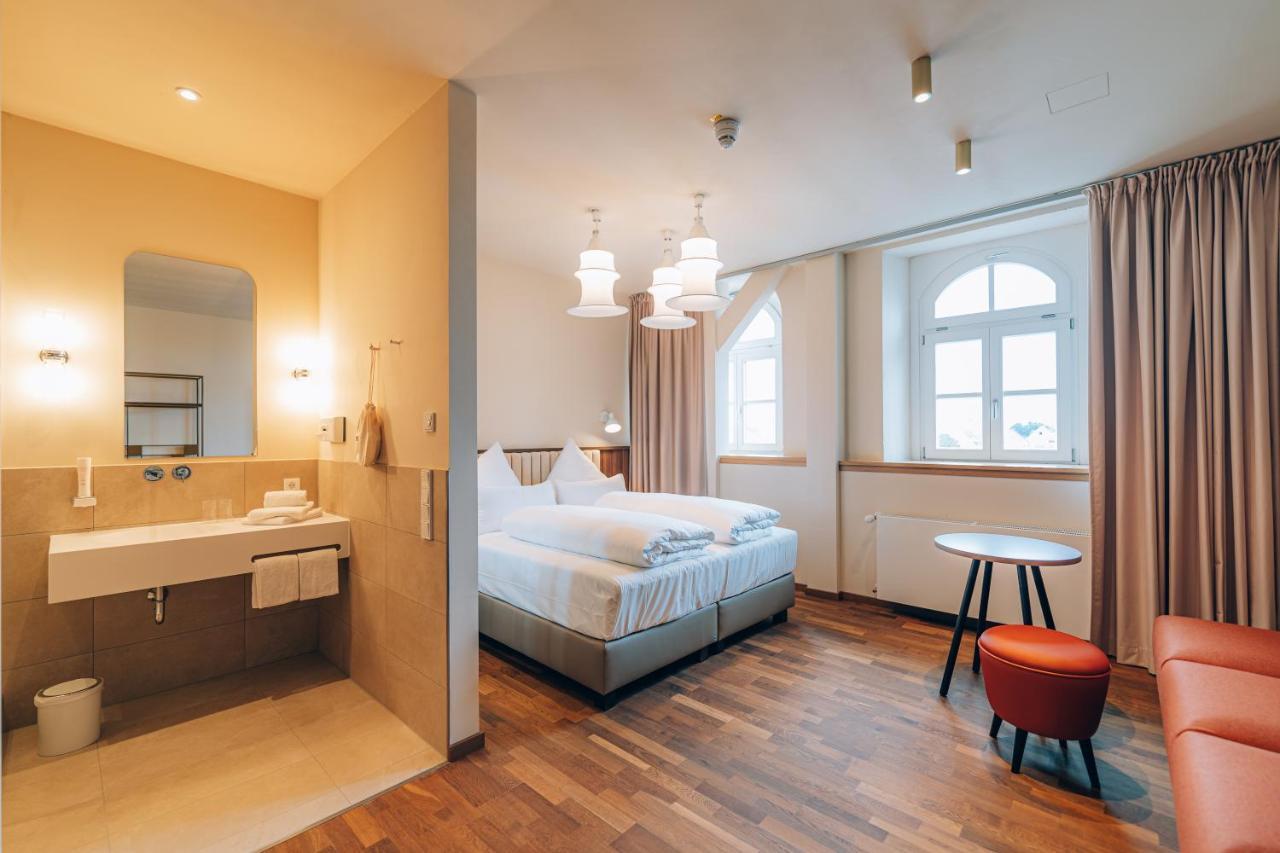 Hotel Amalia - Boutique Hotel لاندشوت المظهر الخارجي الصورة