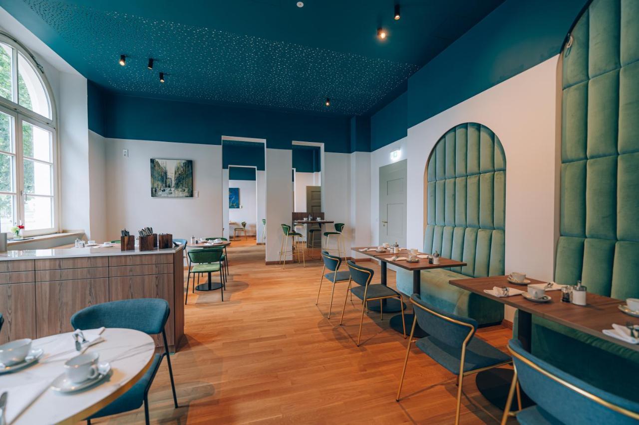 Hotel Amalia - Boutique Hotel لاندشوت المظهر الخارجي الصورة